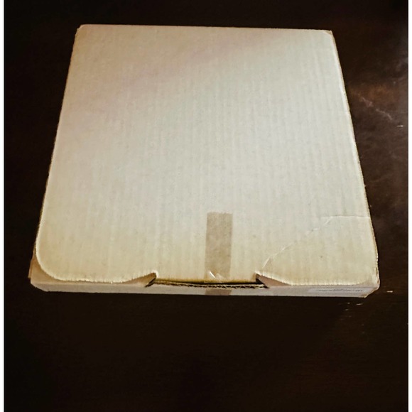 Vintage Islandia International. First Plate in “Celebration of Christmas” Series - Picture 7 of 8